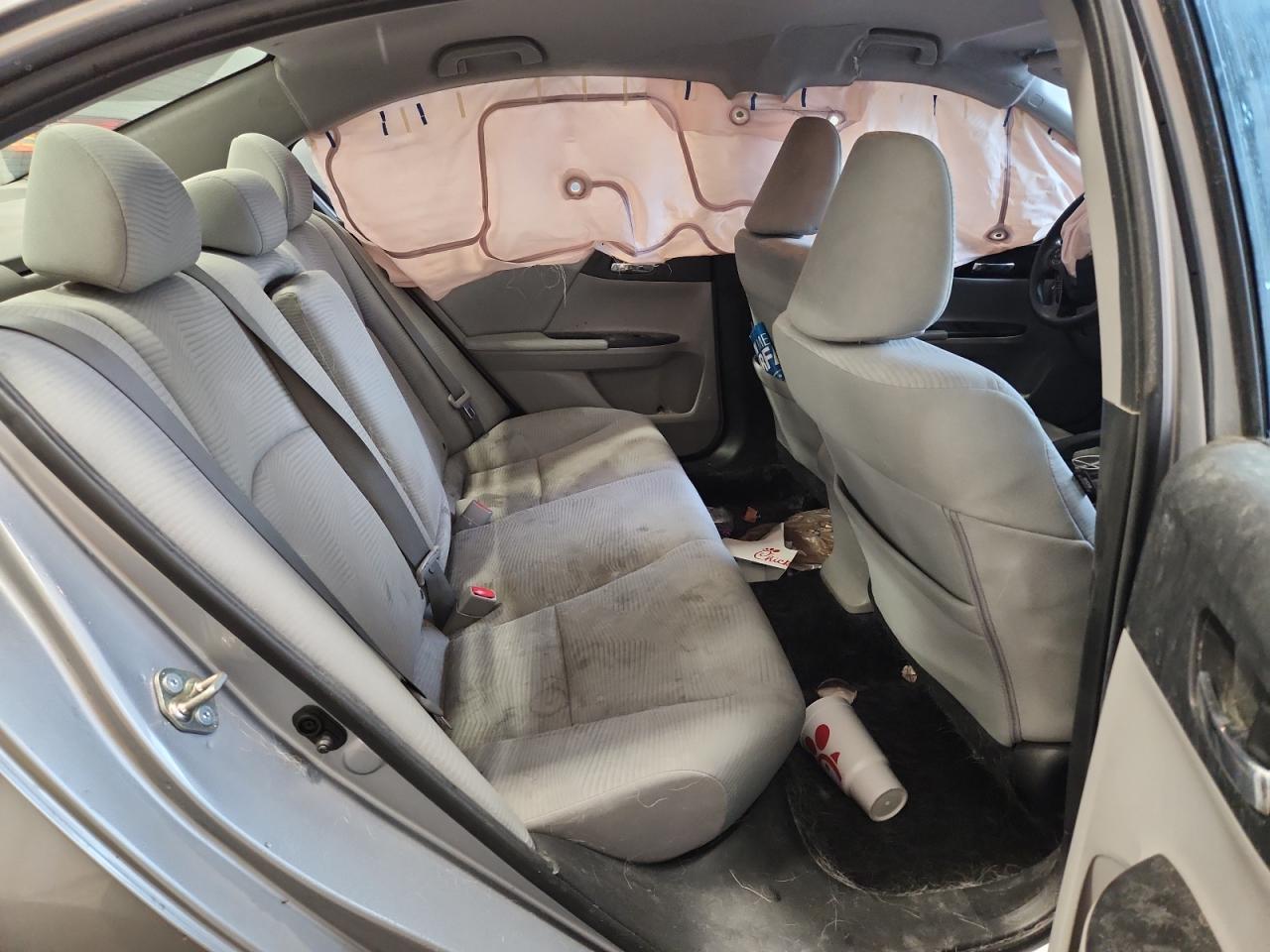 2017 HONDA ACCORD LX photo 19