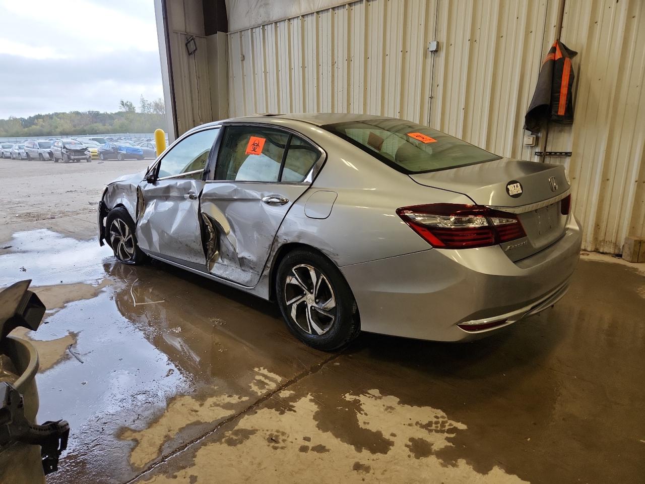 2017 HONDA ACCORD LX photo 3