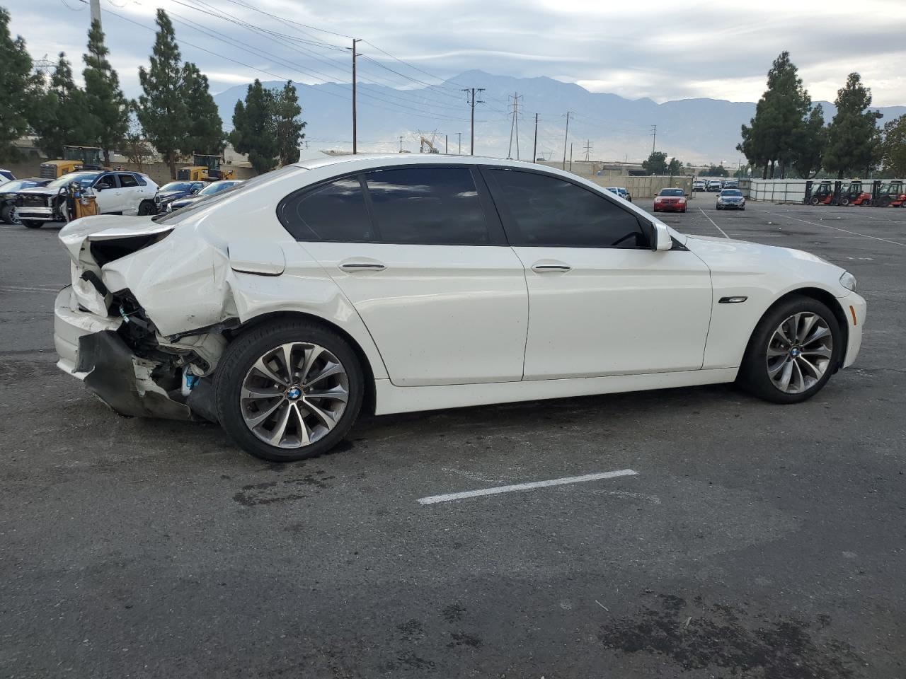 2013 BMW 528 I photo 5
