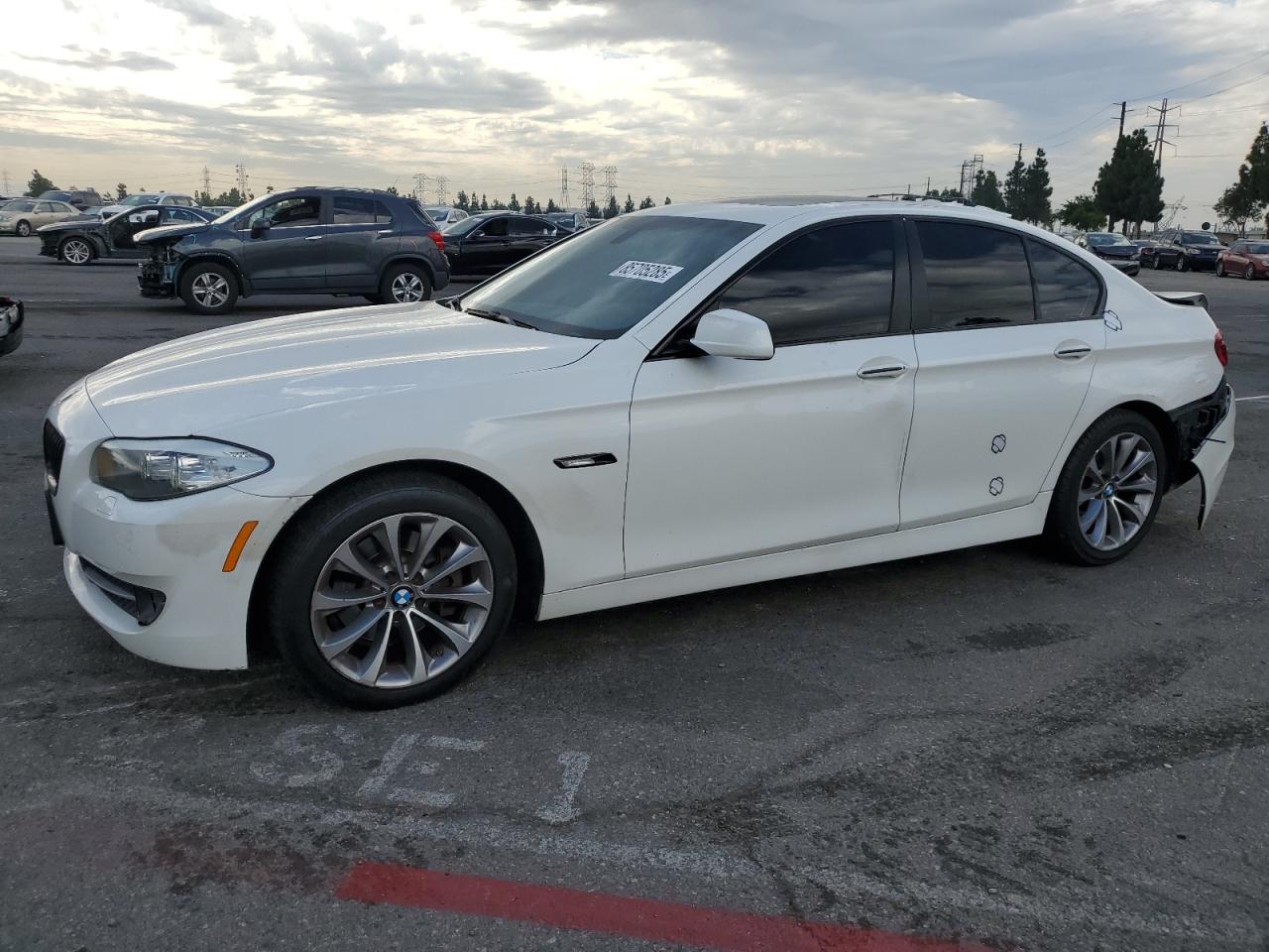 2013 BMW 528