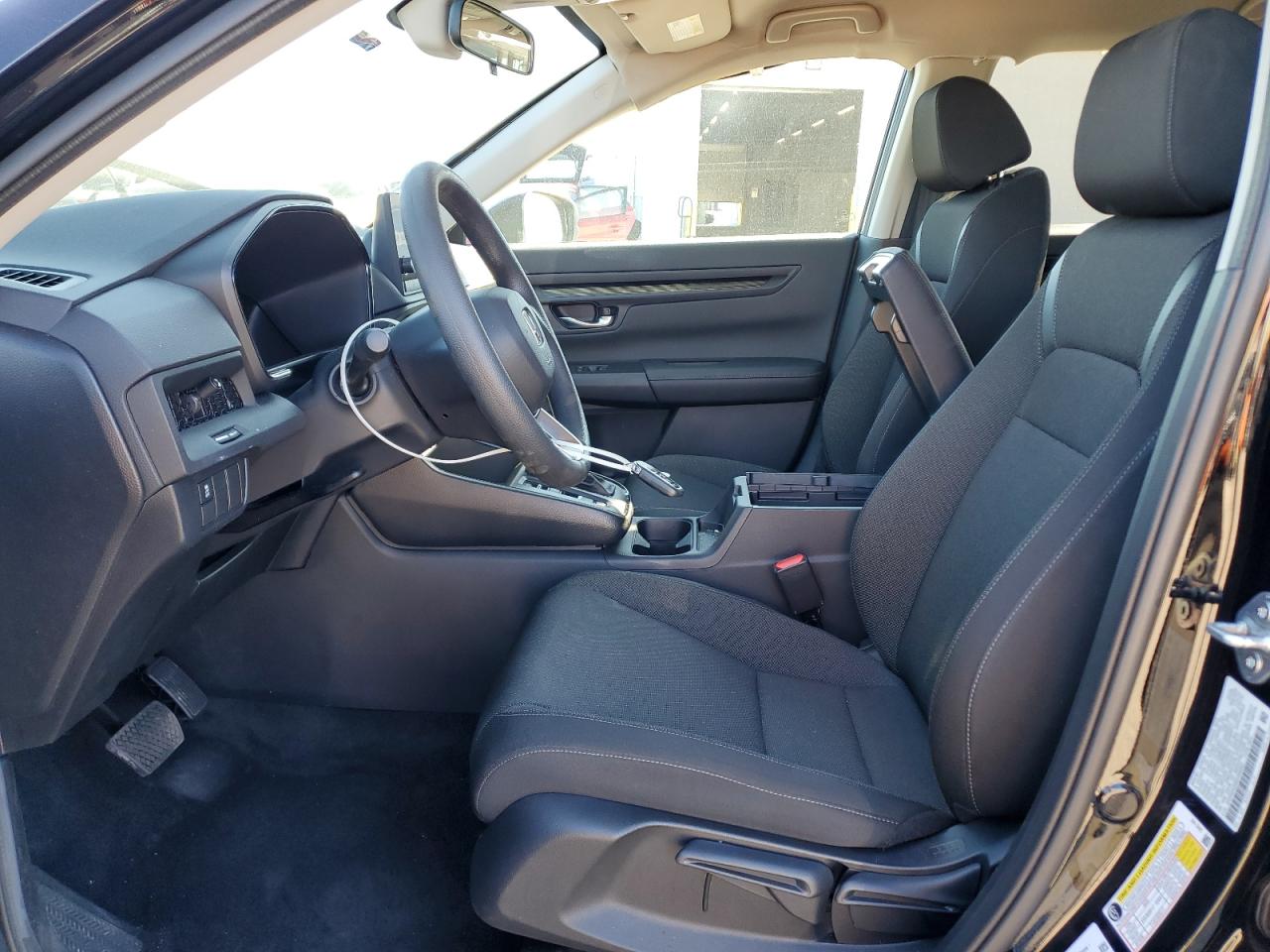 2025 HONDA CR-V LX photo 19