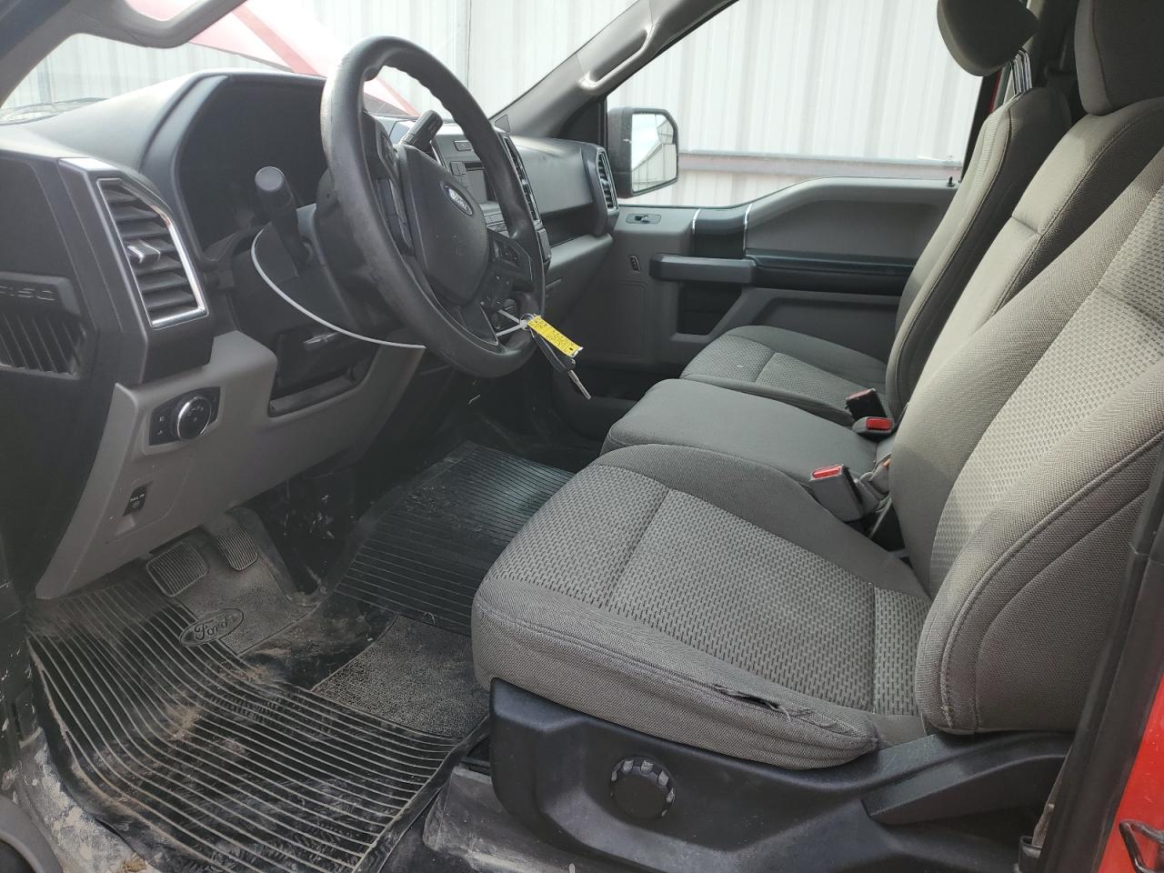 2017 FORD F150 photo 13