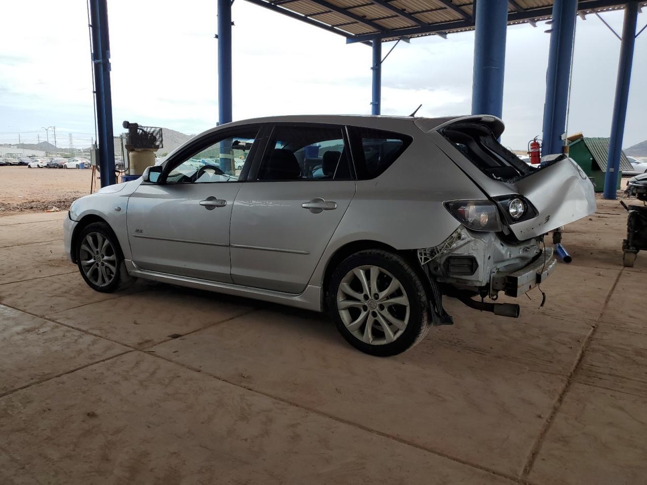 2007 MAZDA 3 HATCHBACK photo 2