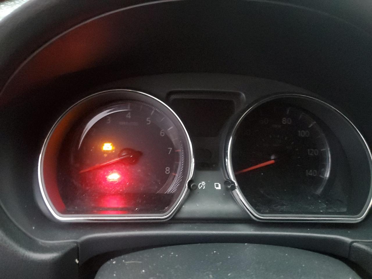 2019 NISSAN VERSA SV photo 17