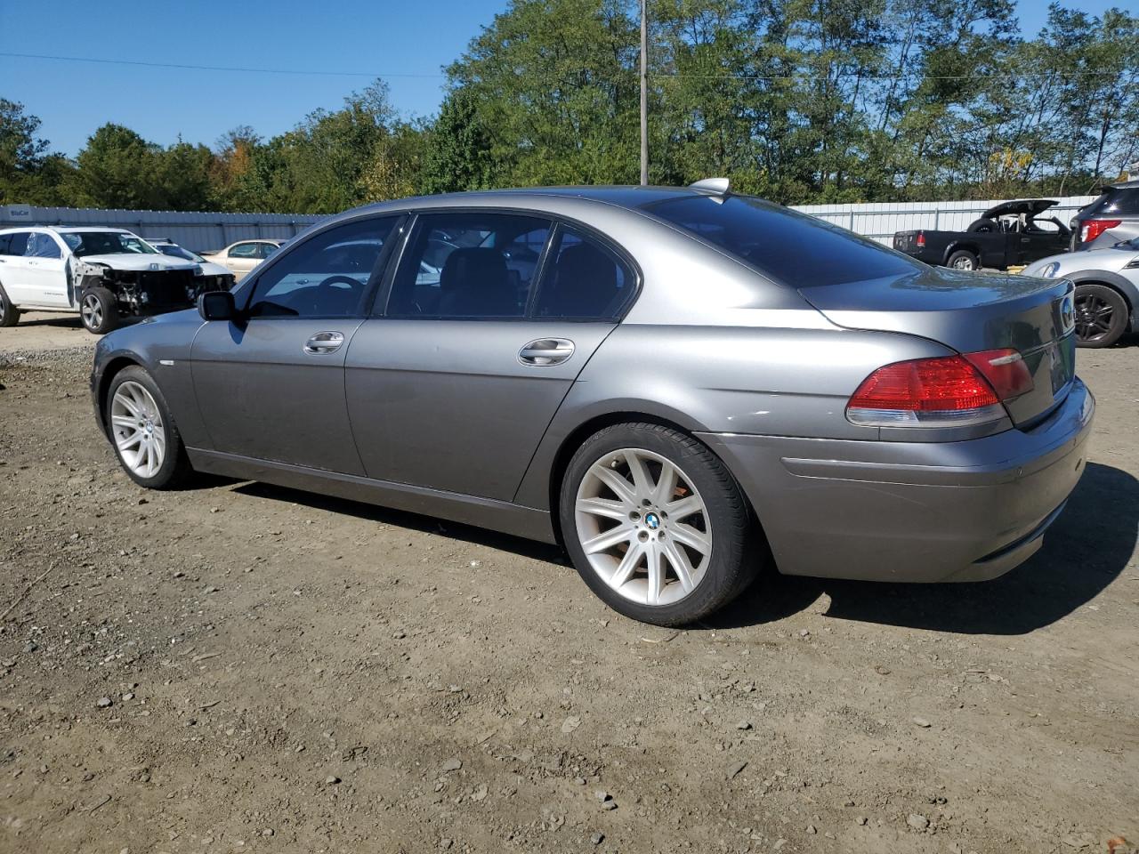2007 BMW 750 photo 4