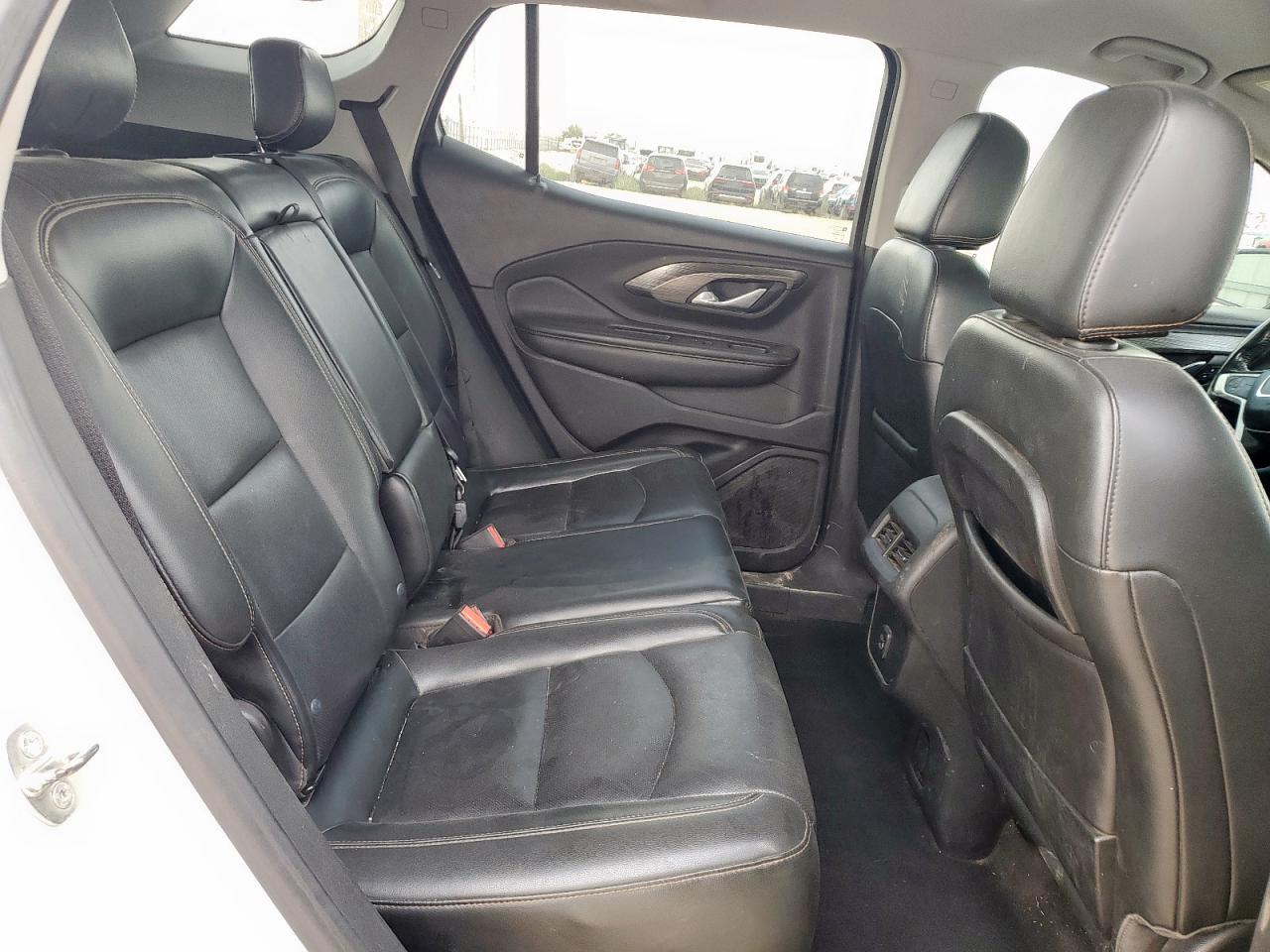 2019 GMC TERRAIN SLT photo 31