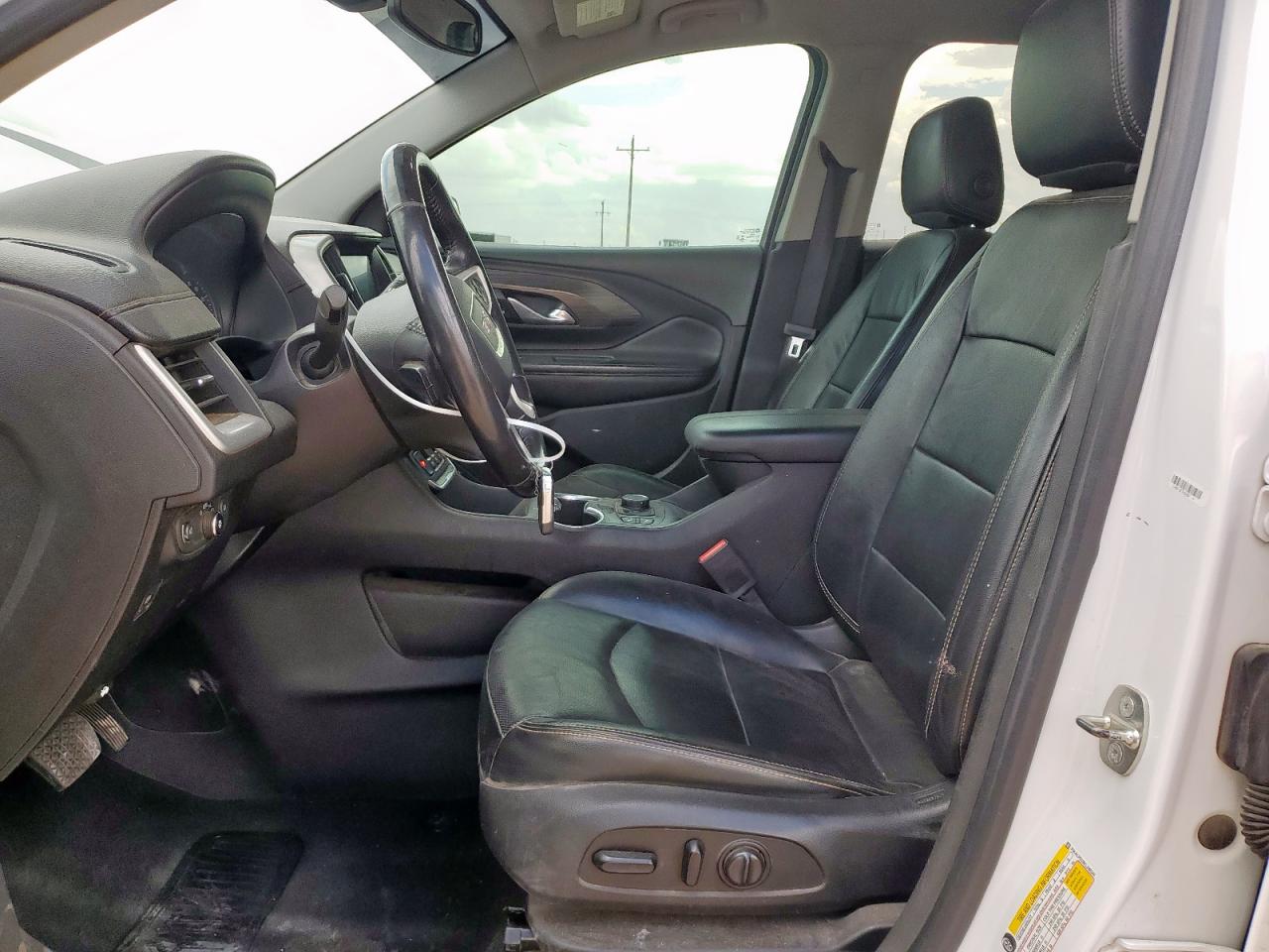 2019 GMC TERRAIN SLT photo 19