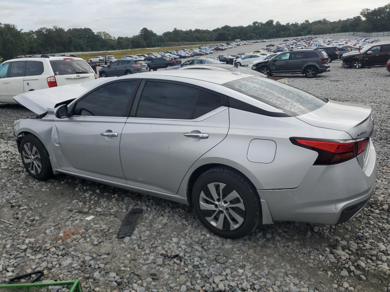 2019 NISSAN ALTIMA S photo 3