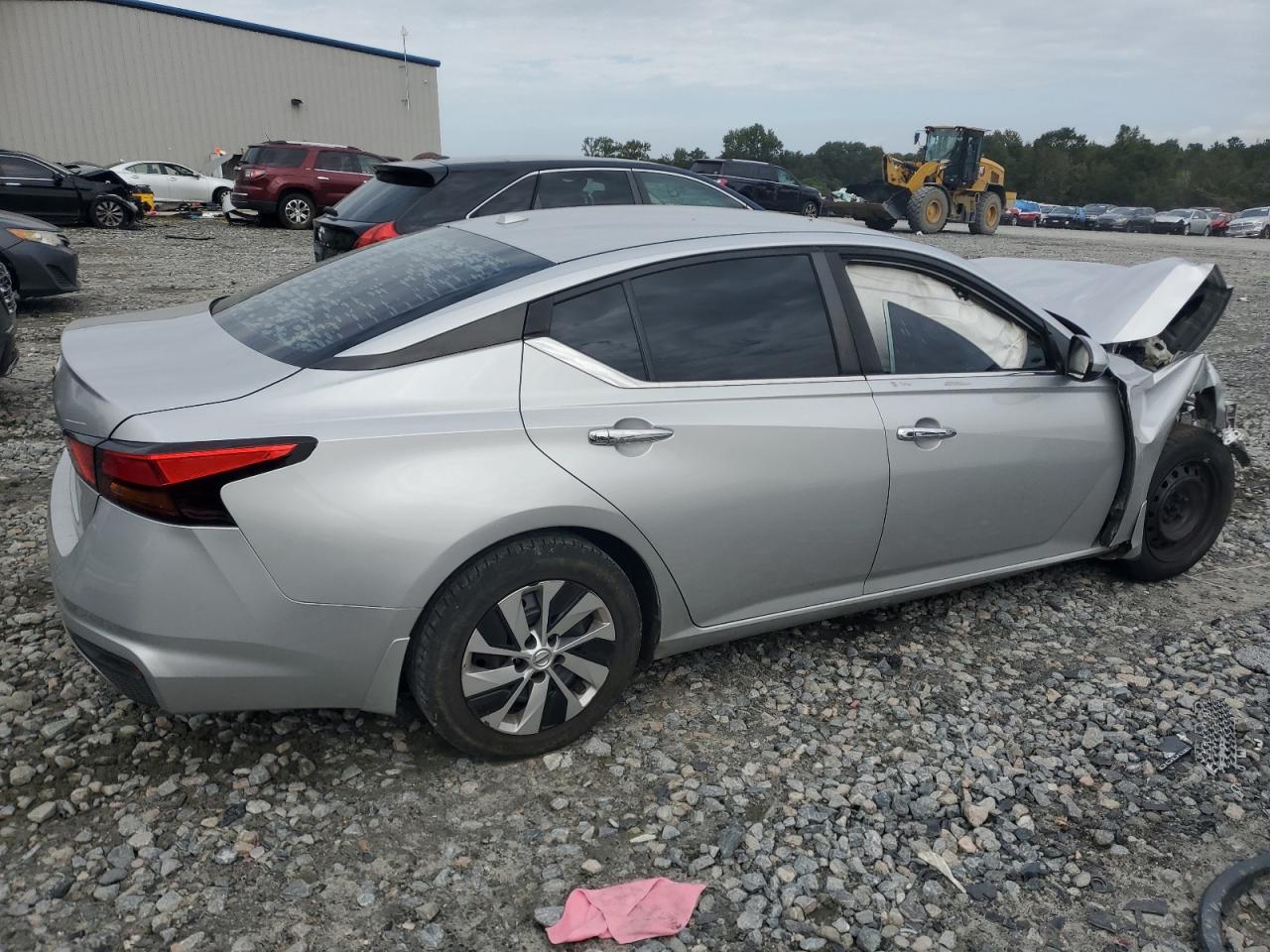 2019 NISSAN ALTIMA S photo 5