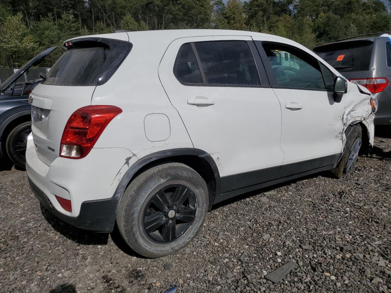 2020 CHEVROLET TRAX LS photo 5