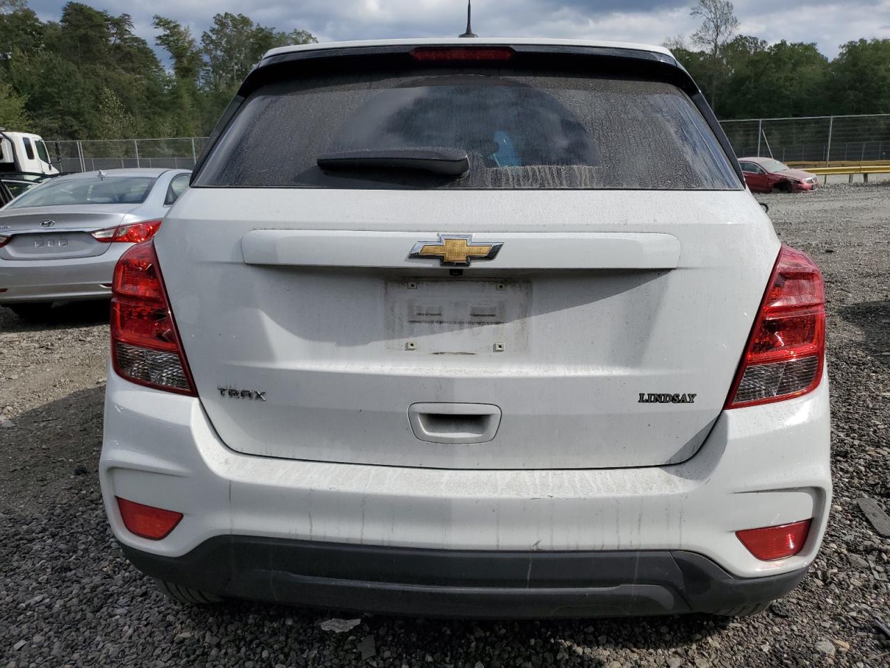 2020 CHEVROLET TRAX LS photo 11