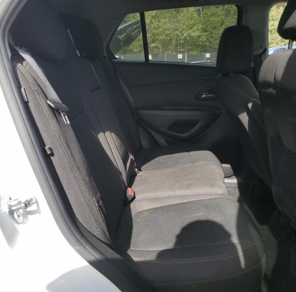2020 CHEVROLET TRAX LS photo 21