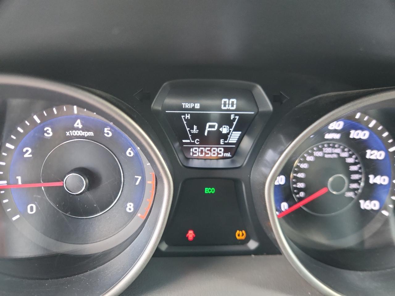 2016 HYUNDAI ELANTRA SE photo 17