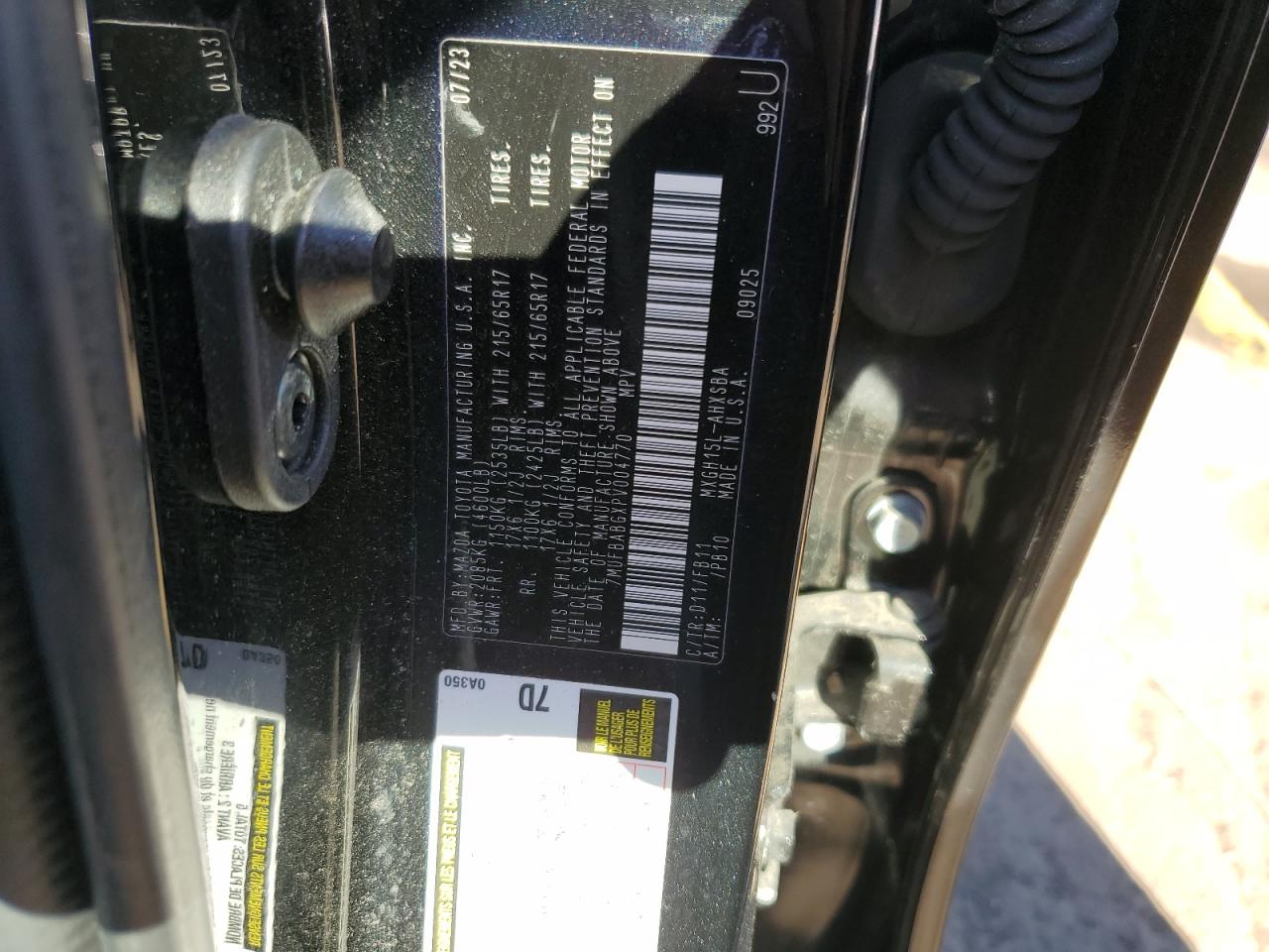 2023 TOYOTA COROLLA CROSS LE photo 25