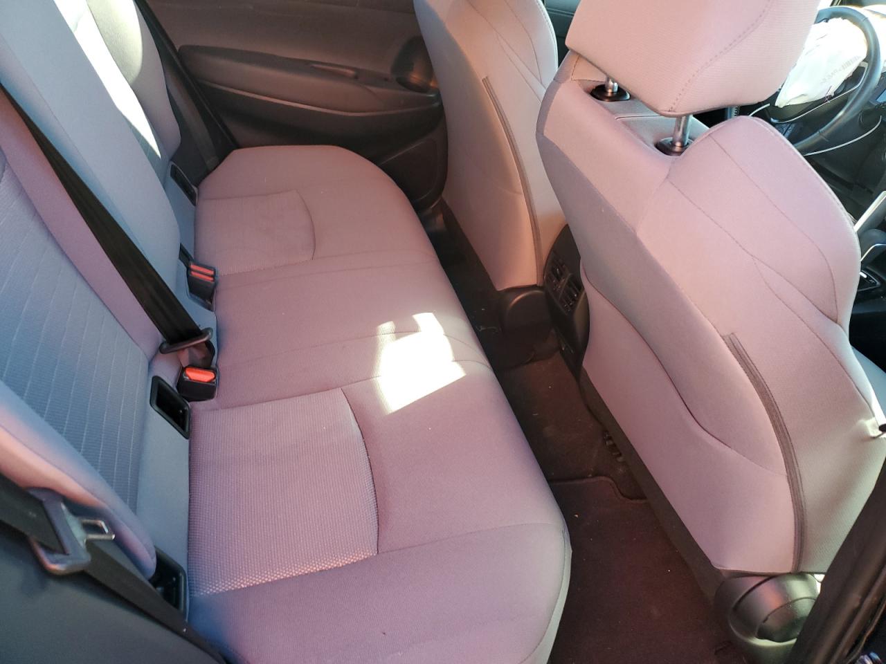 2023 TOYOTA COROLLA CROSS LE photo 21