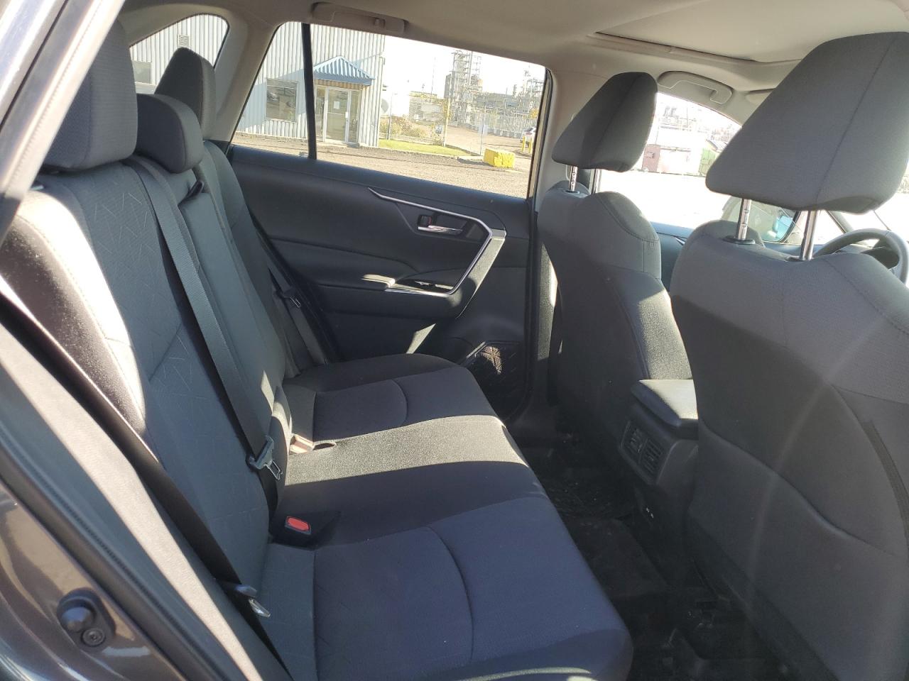 2021 TOYOTA RAV4 photo 19