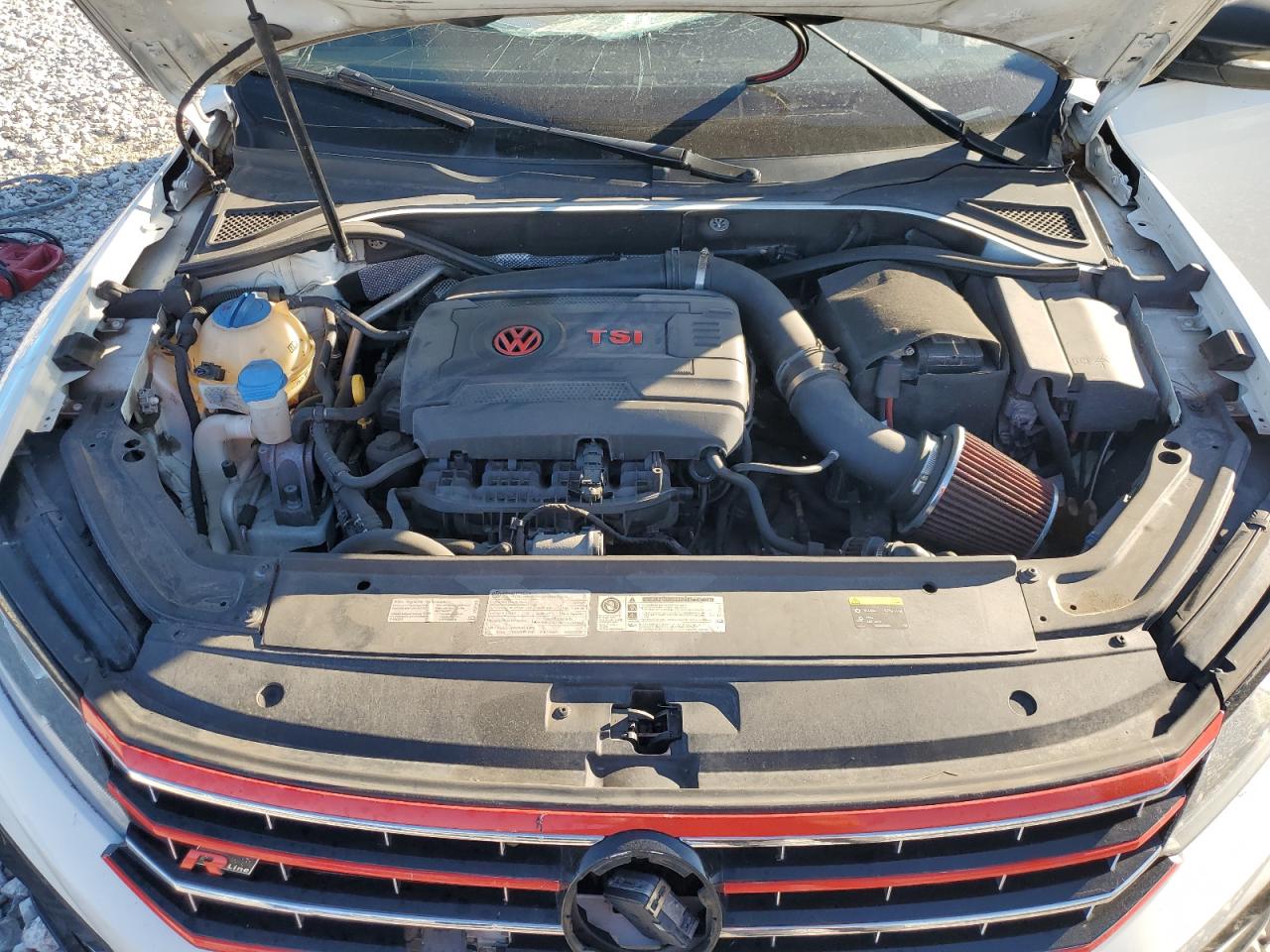 2017 VOLKSWAGEN PASSAT R-LINE photo 21