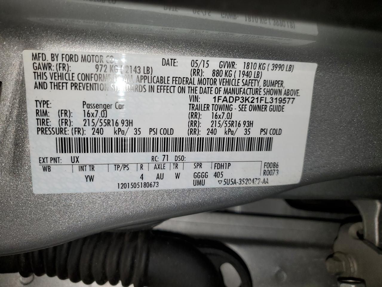 2015 FORD FOCUS SE photo 12