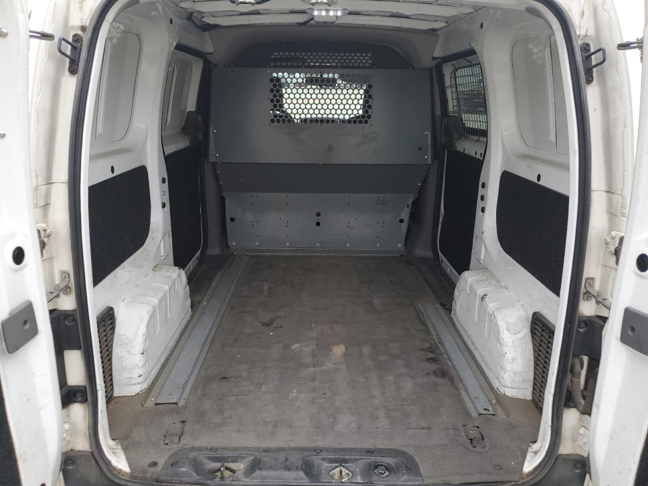 2015 CHEVROLET CITY EXPRESS LT photo 10