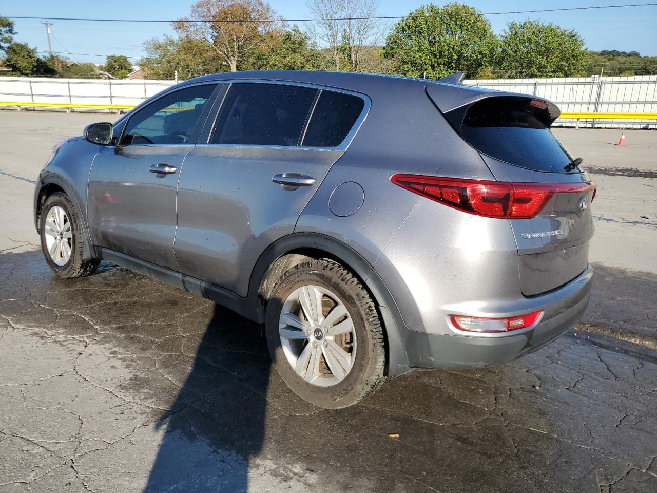 2018 KIA SPORTAGE LX photo 3