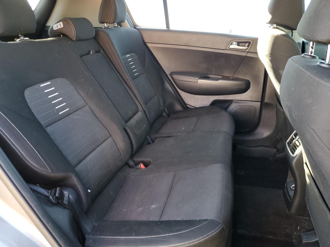 2018 KIA SPORTAGE LX photo 21