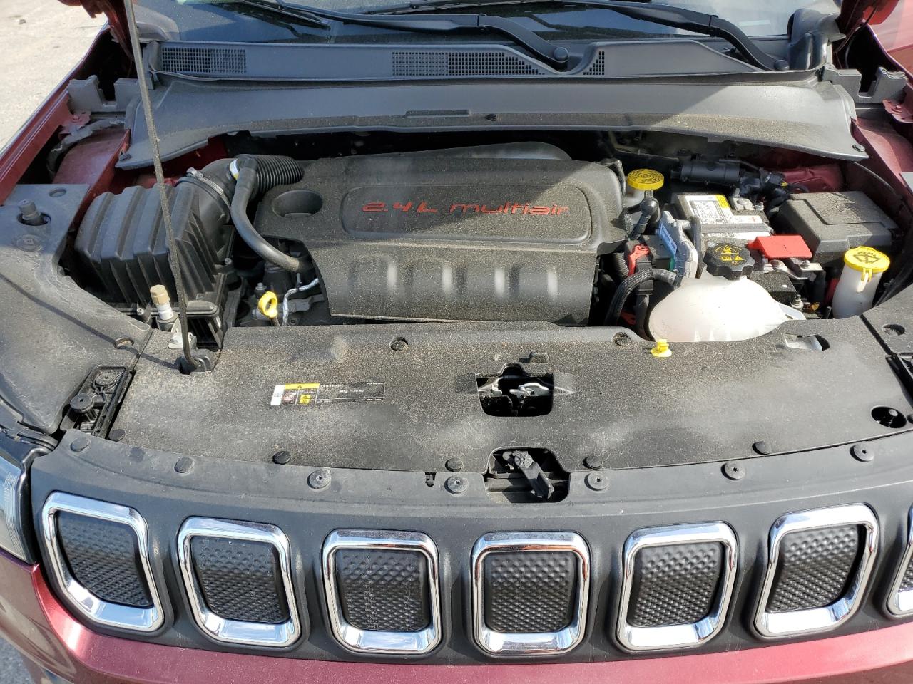 2022 JEEP COMPASS LATITUDE LUX photo 12