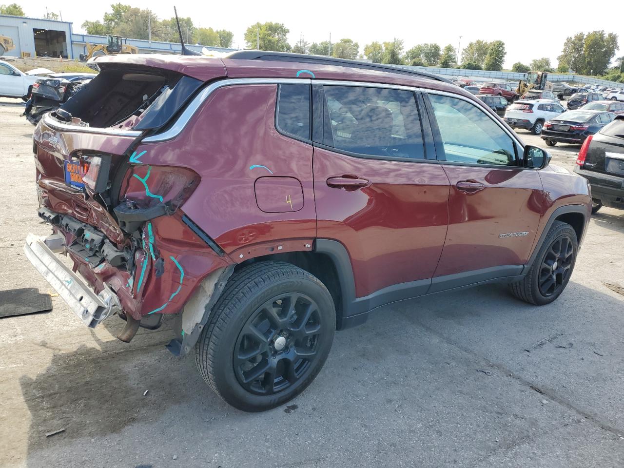2022 JEEP COMPASS LATITUDE LUX photo 3