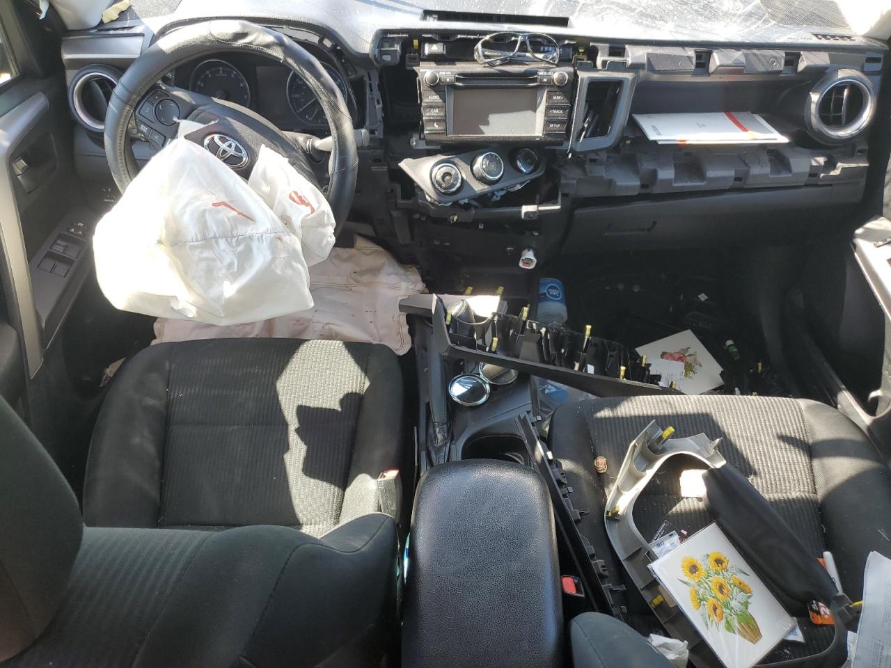 2017 TOYOTA RAV4 LE photo 15
