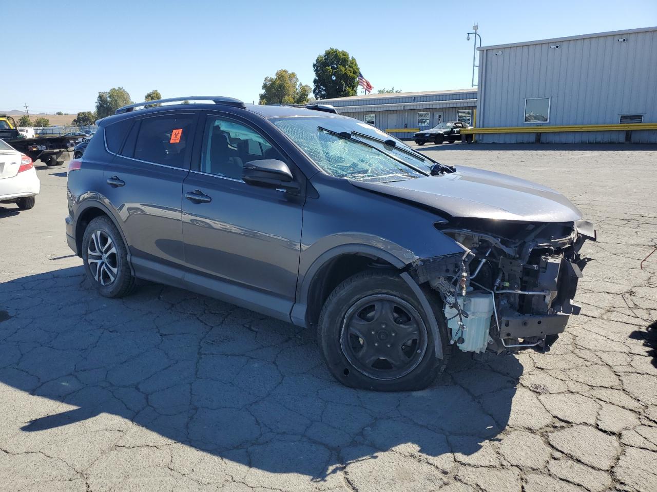 2017 TOYOTA RAV4 LE photo 7