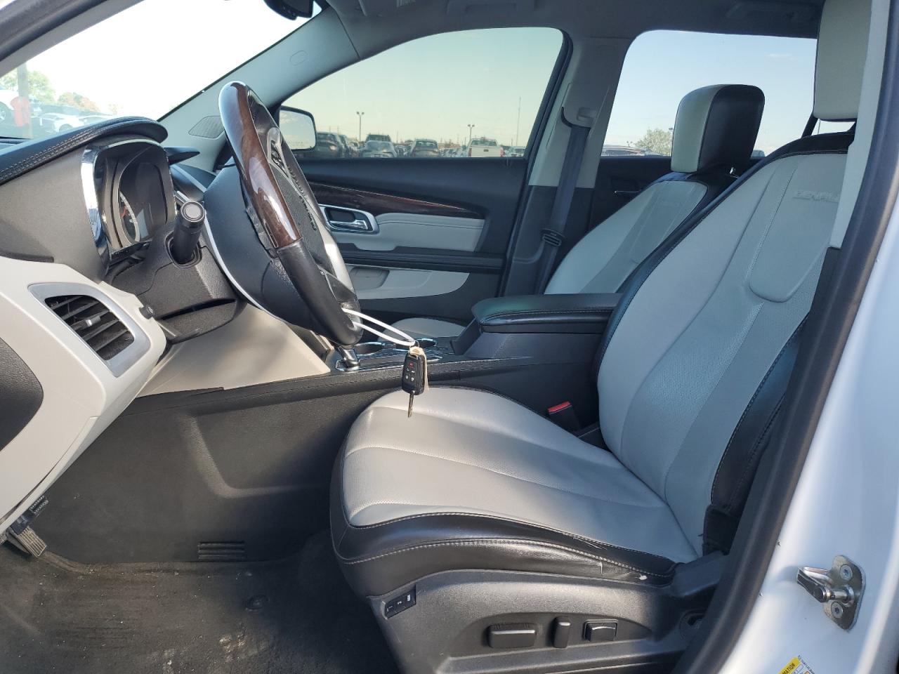 2017 GMC TERRAIN DENALI photo 13