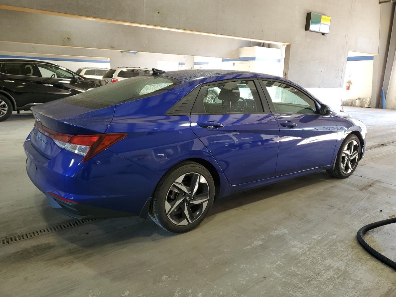 2023 HYUNDAI ELANTRA SEL photo 3