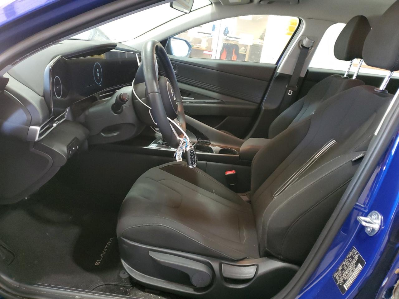 2023 HYUNDAI ELANTRA SEL photo 7
