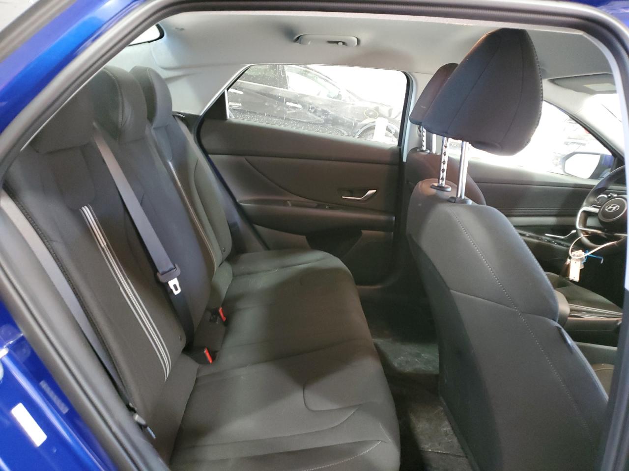 2023 HYUNDAI ELANTRA SEL photo 10