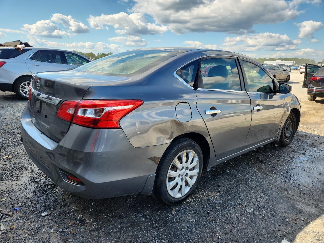 2018 NISSAN SENTRA S photo 3