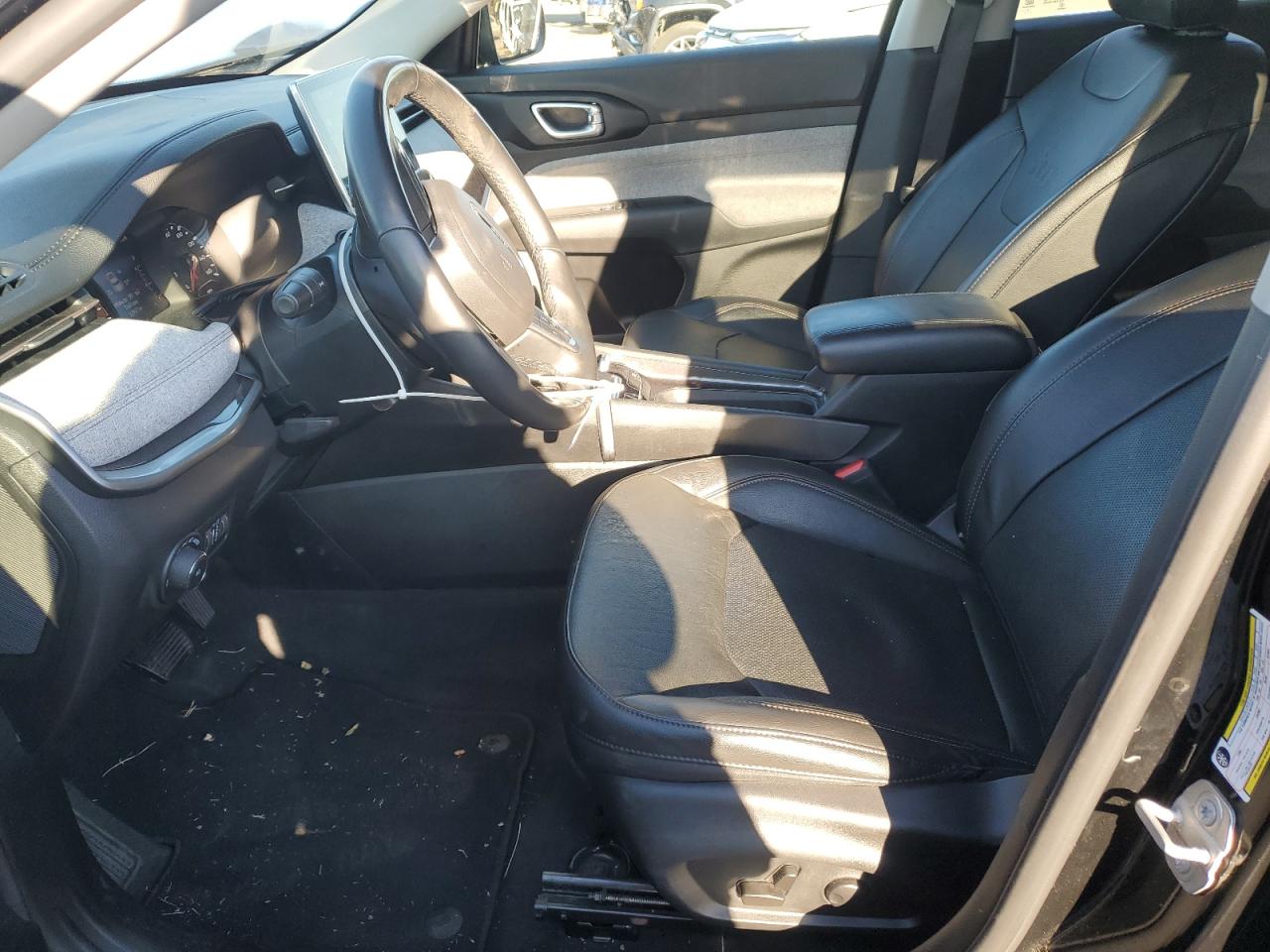 2022 JEEP COMPASS LATITUDE LUX photo 13