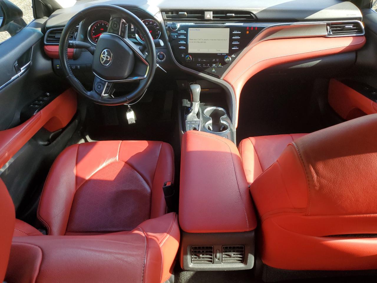 2019 TOYOTA CAMRY XSE photo 22