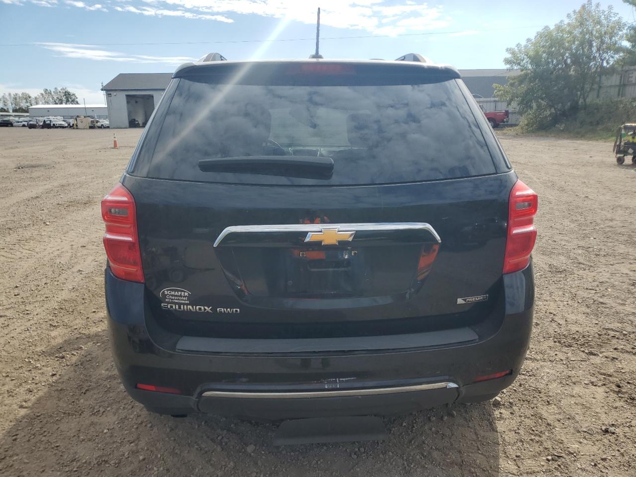 2017 CHEVROLET EQUINOX PREMIER photo 6
