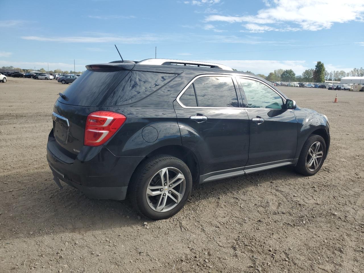 2017 CHEVROLET EQUINOX PREMIER photo 3
