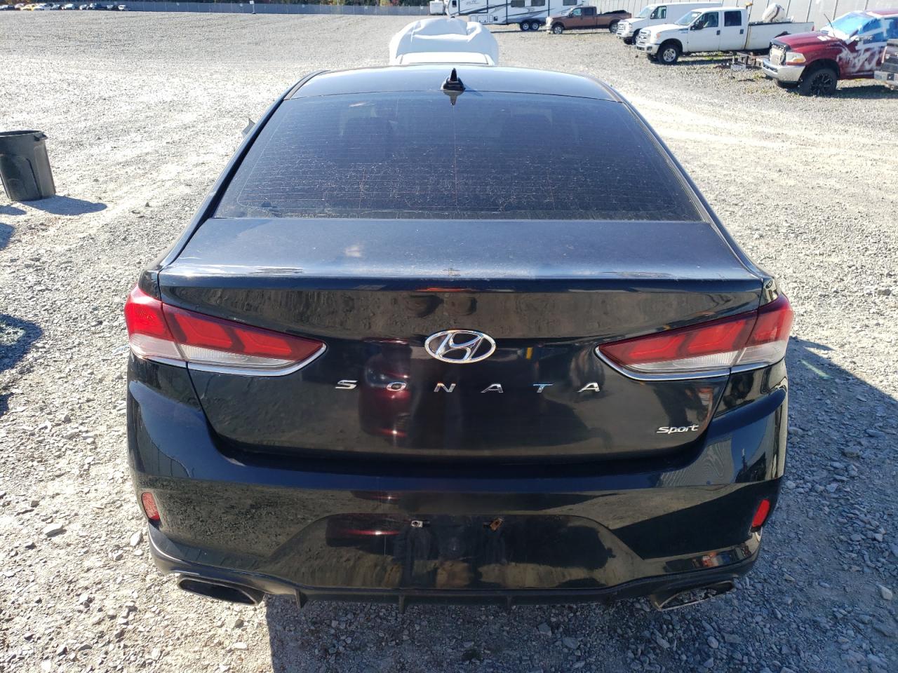 2018 HYUNDAI SONATA SPORT photo 11