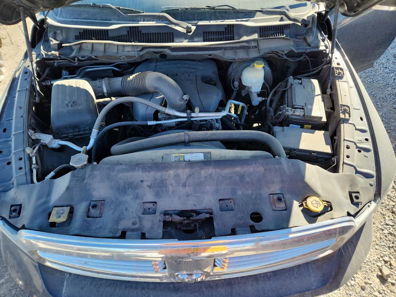 2015 RAM 1500 SLT photo 11