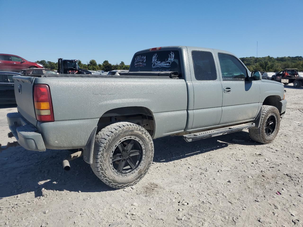 2003 CHEVROLET SILVERADO K1500 photo 3