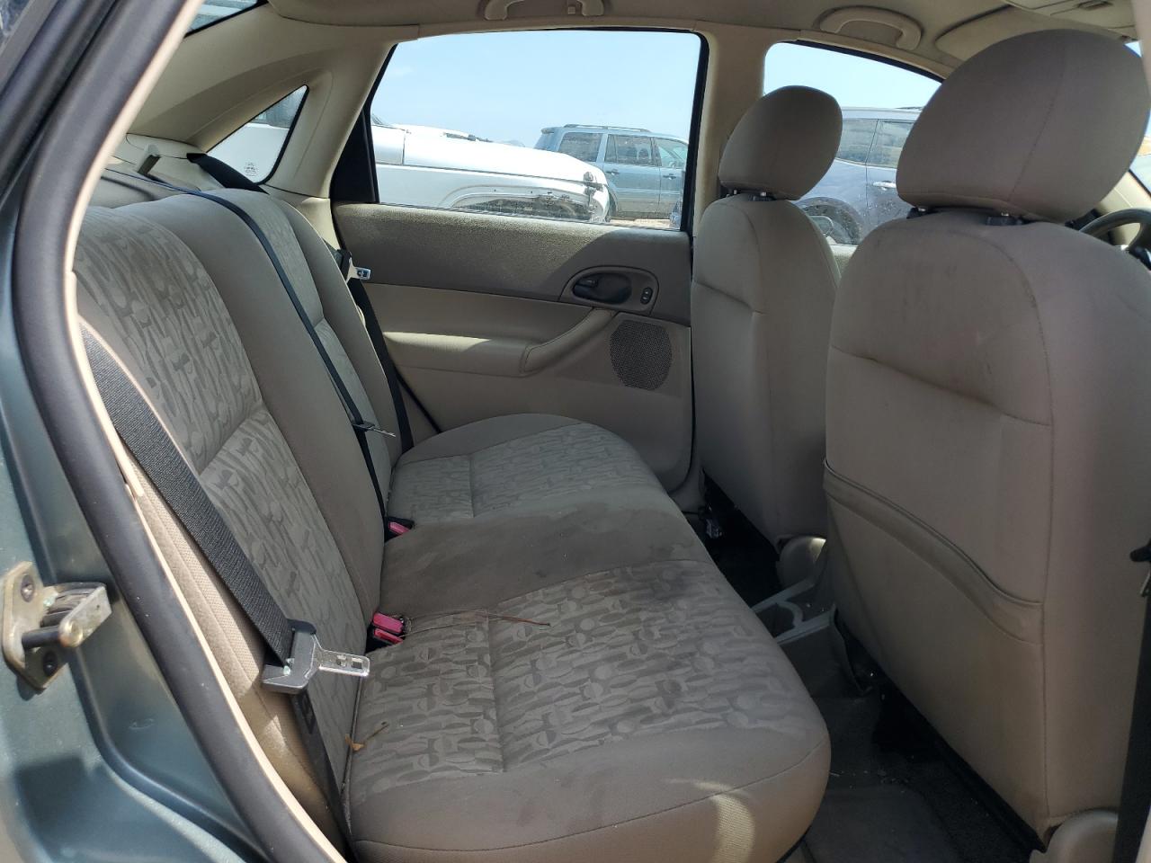 2005 FORD FOCUS ZX4 photo 10