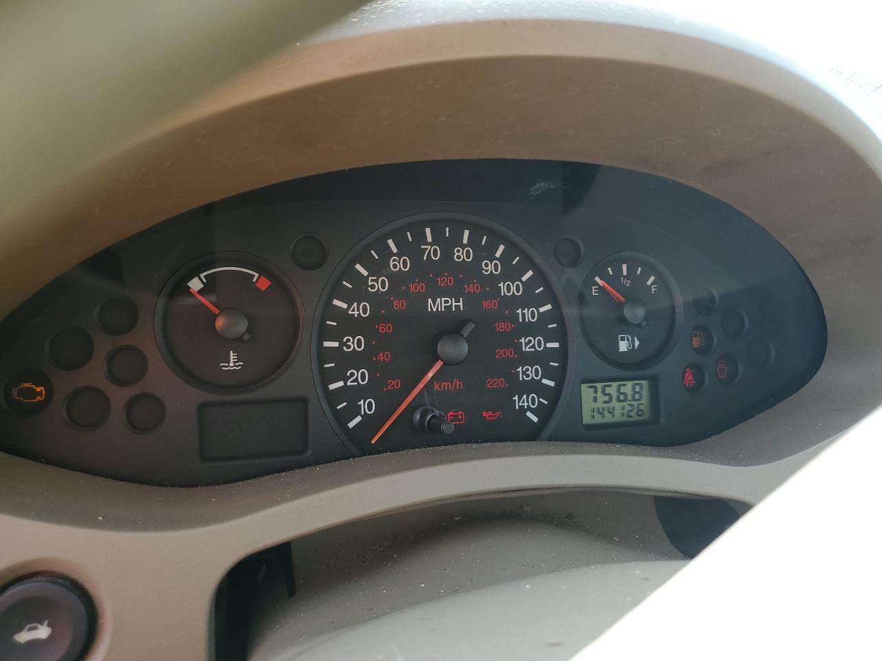 2005 FORD FOCUS ZX4 photo 9
