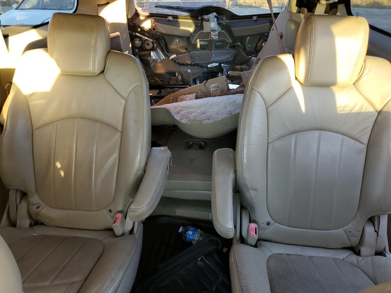 2008 BUICK ENCLAVE CXL photo 10