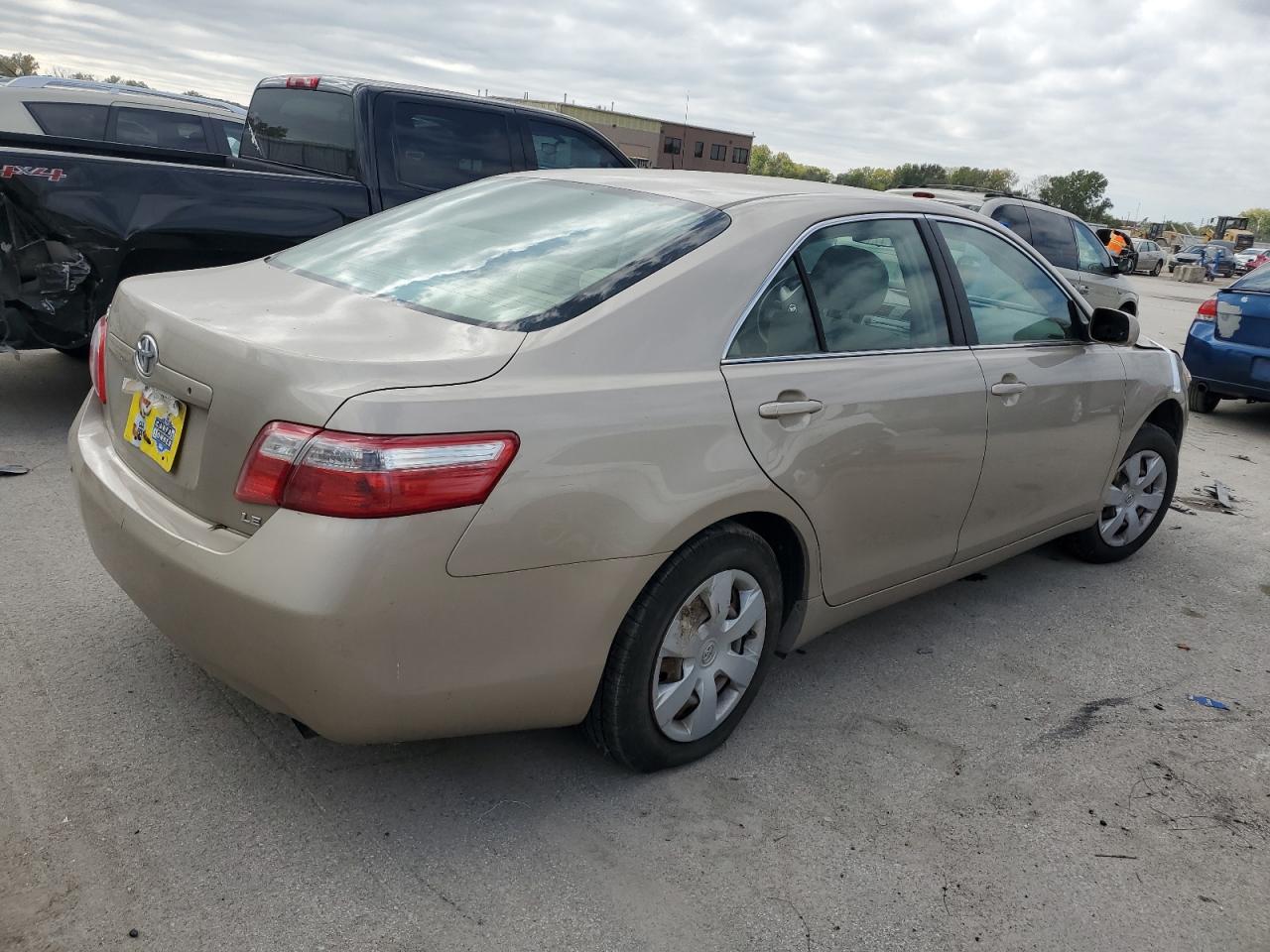 2007 TOYOTA CAMRY LE photo 5