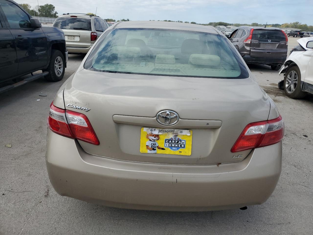 2007 TOYOTA CAMRY LE photo 11