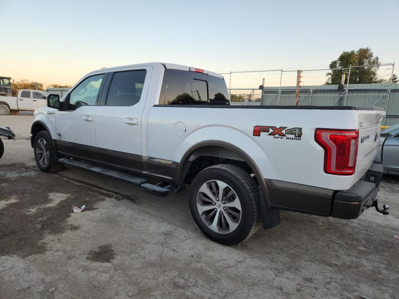 2016 FORD F150 SUPERCREW photo 3