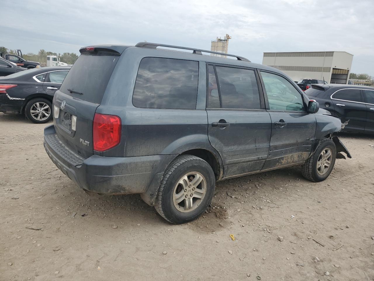2005 HONDA PILOT EX photo 3
