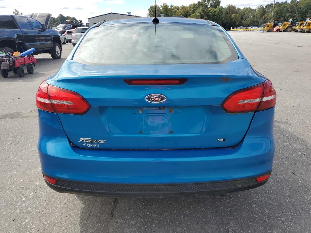 2017 FORD FOCUS SE photo 16