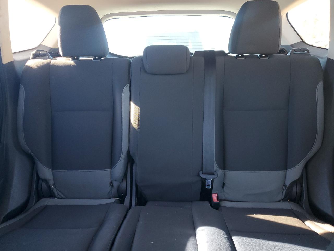 2017 FORD ESCAPE S photo 19